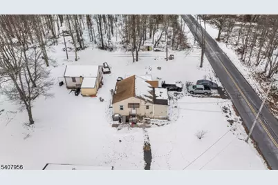 107 Oak Grove Rd, Raritan Township, NJ 08822 - Photo 5