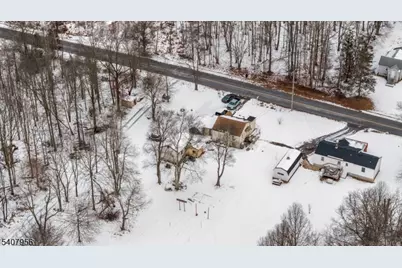 107 Oak Grove Rd, Raritan Township, NJ 08822 - Photo 7