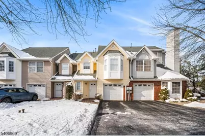 31 Angela Way, Berkeley Heights Township, NJ 07922 - Photo 1