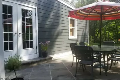 33 Meadowview Rd, Long Hill Township, NJ 07946 - Photo 1