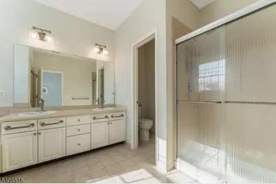 14 Pony Ln, Raritan Township, NJ 08822 - Photo 17