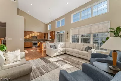 14 Pony Ln, Raritan Township, NJ 08822 - Photo 9