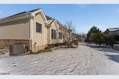 14 Pony Ln, Raritan Township, NJ 08822 - Photo 27