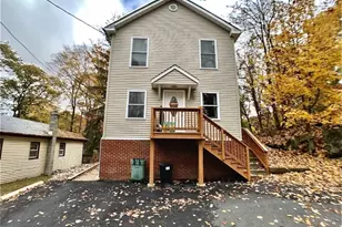 7 Jefferson Trail, Hopatcong, NJ 07843 - Photo 1