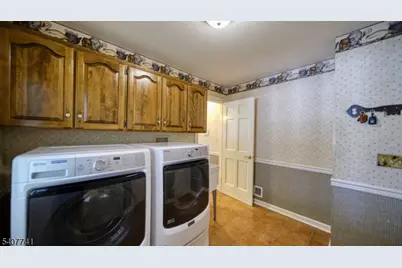 40 Rustic Trl, Raritan Township, NJ 08822 - Photo 19