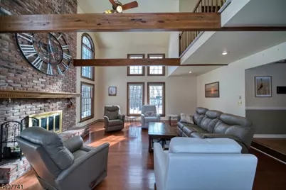 40 Rustic Trl, Raritan Township, NJ 08822 - Photo 13