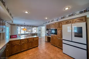 40 Rustic Trail, Raritan Township, NJ 08822 - Photo 9