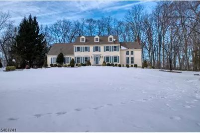 40 Rustic Trl, Raritan Township, NJ 08822 - Photo 1