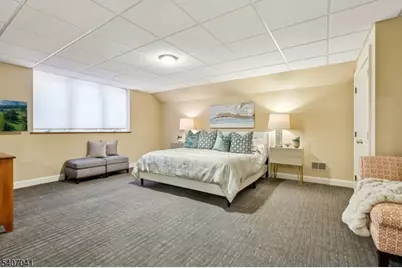 4 Grasmere Ct, Livingston, NJ 07039 - Photo 37