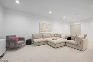 21 Harvey Dr, Millburn Twp., NJ 07078 - Photo 43