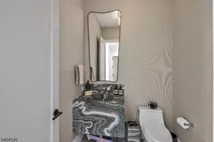 21 Harvey Dr, Millburn Twp., NJ 07078 - Photo 9