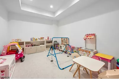 21 Harvey Dr, Millburn Twp., NJ 07078 - Photo 41