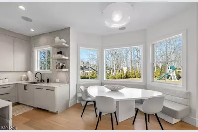 21 Harvey Dr, Millburn Twp., NJ 07078 - Photo 13