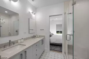 21 Harvey Dr, Millburn Twp., NJ 07078 - Photo 29