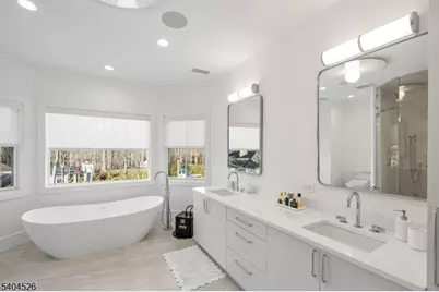 21 Harvey Dr, Millburn Twp., NJ 07078 - Photo 25