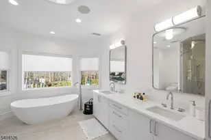 21 Harvey Dr, Millburn Twp., NJ 07078 - Photo 25