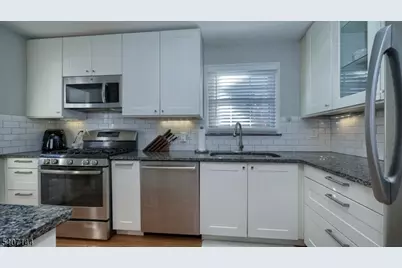 23 Sussex Rd, Clifton, NJ 07012 - Photo 11