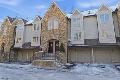 57 Daria Lane, Berkeley Heights Township, NJ 07922 - Photo 3