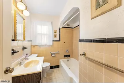 545 Homer Ter, Union Township, NJ 07083 - Photo 11