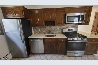 47 Hackensack Ave, Ridgefield, NJ 07660 - Photo 9