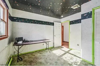 286 Carentan Rd, Hopatcong, NJ 07843 - Photo 13