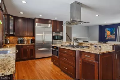 6 Connel Dr, West Orange Township, NJ 07052 - Photo 9