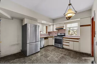 305 Hillside Rd, Elizabeth, NJ 07208 - Photo 29