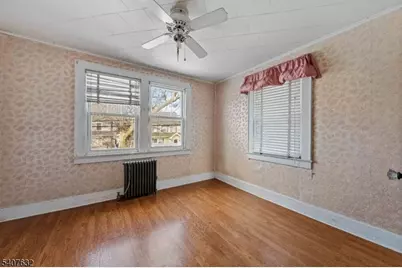 305 Hillside Rd, Elizabeth, NJ 07208 - Photo 25