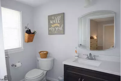 295 English Ct, Bridgewater Twp., NJ 08807 - Photo 17