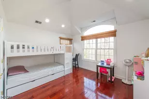 115 Kensington Ln, Livingston Twp., NJ 07039 - Photo 5