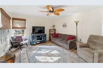 7 Woodstock Ln, Manchester Township, NJ 08759 - Photo 7