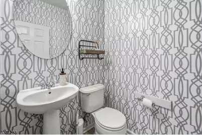 5 Indian Field Dr, Hardyston Township, NJ 07419 - Photo 15