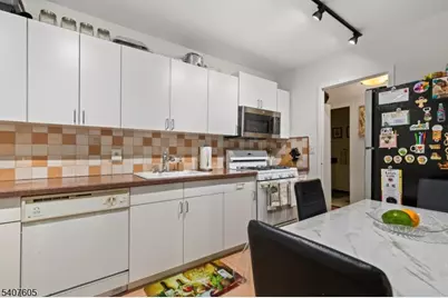 280 Prospect Ave #9H, Hackensack, NJ 07601 - Photo 9