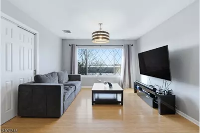 192 Burnett Ave #15, Maplewood, NJ 07040 - Photo 1