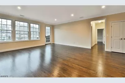 115 Watchung Ave #1, Montclair, NJ 07043 - Photo 7