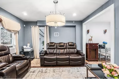 218 Muhlenberg Pl, Plainfield, NJ 07060 - Photo 9