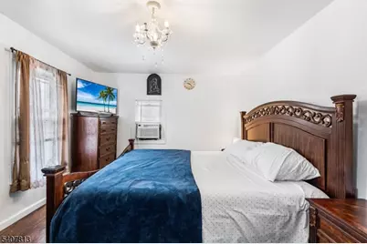 218 Muhlenberg Pl, Plainfield, NJ 07060 - Photo 25