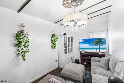 218 Muhlenberg Pl, Plainfield, NJ 07060 - Photo 13