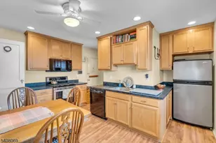 1136 Hillside Ave, Plainfield, NJ 07060 - Photo 11