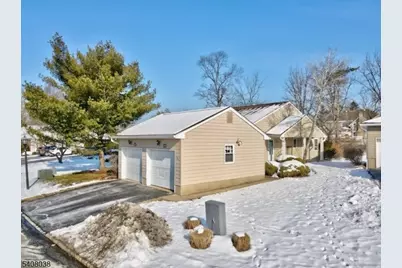 36 Brandywyne Dr, Florham Park, NJ 07932 - Photo 1