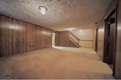 36 Brandywyne Dr, Florham Park, NJ 07932 - Photo 21