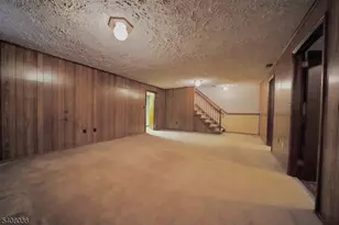 36 Brandywyne Dr, Florham Park, NJ 07932 - Photo 21