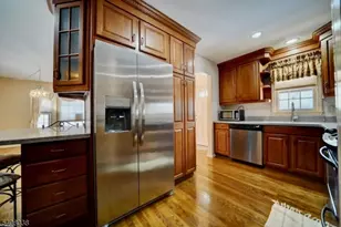 36 Brandywyne Dr, Florham Park, NJ 07932 - Photo 13