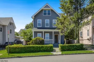 153 Walnut St, Montclair, NJ 07042 - Photo 17