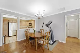 26 Mews Ln, South Orange, NJ 07079 - Photo 5