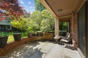 26 Mews Ln, South Orange, NJ 07079 - Photo 17