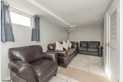 140 Jackson Ave, Woodland Park, NJ 07424 - Photo 5