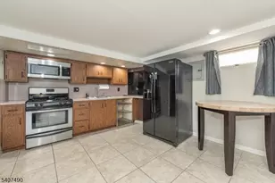 140 Jackson Ave, Woodland Park, NJ 07424 - Photo 11