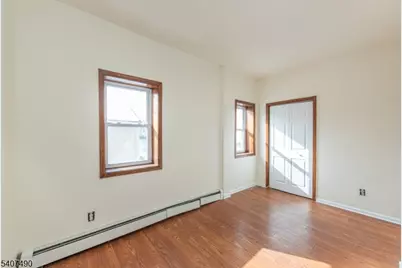 140 Jackson Ave, Woodland Park, NJ 07424 - Photo 13