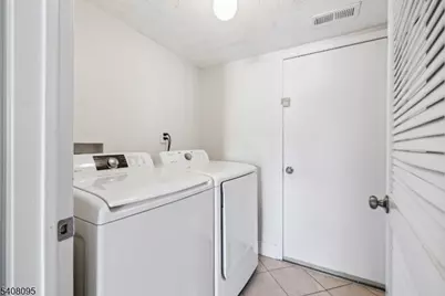 18 Woodhill St, Franklin Township, NJ 08873 - Photo 13